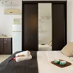 Sea View Designed Studio Apartment In Front Of Hilton Tlv
